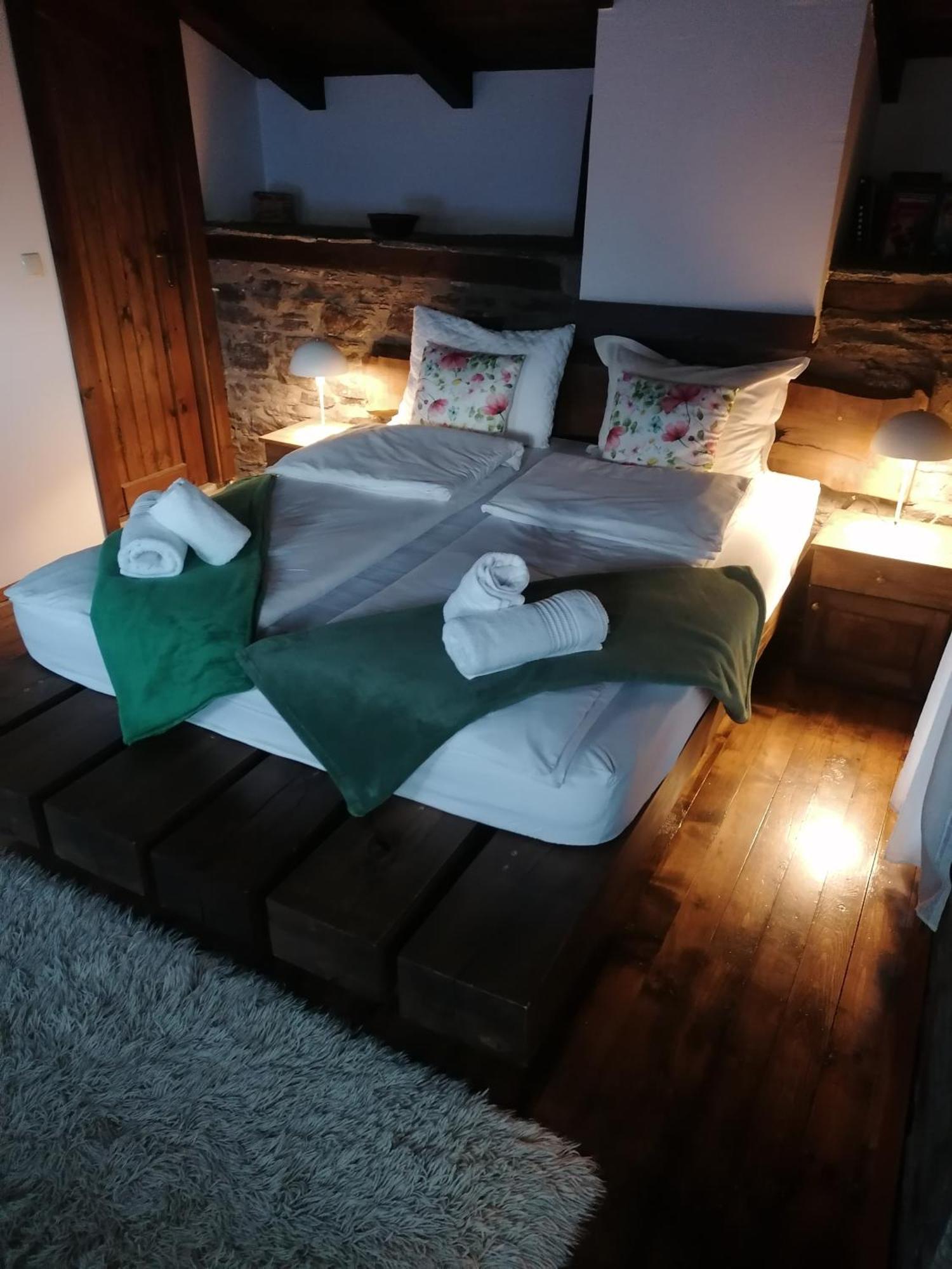Yancheva Guest House Delchevo Luaran gambar