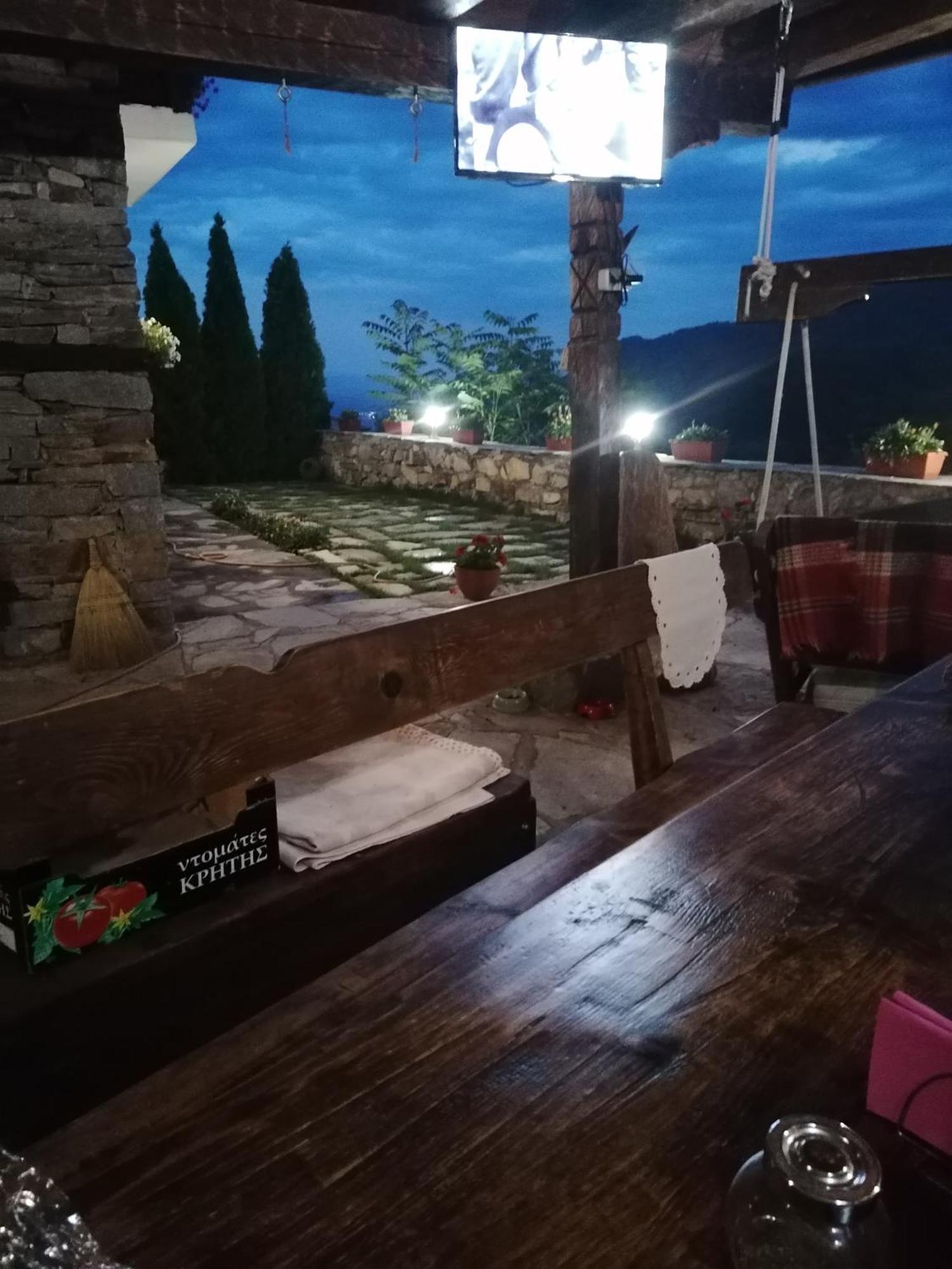 Yancheva Guest House Delchevo Luaran gambar
