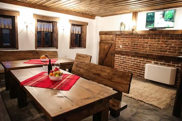 Yancheva Guest House Delchevo Luaran gambar